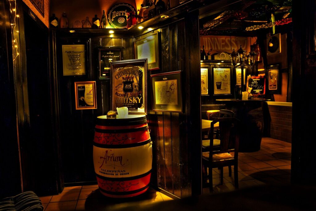 Visit the best pubs Ireland has to offer on your Private Car tour of Ireland